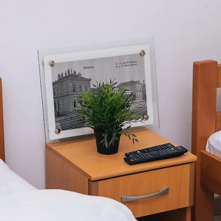 Domacinska Kuca Auberge de jeunesse *